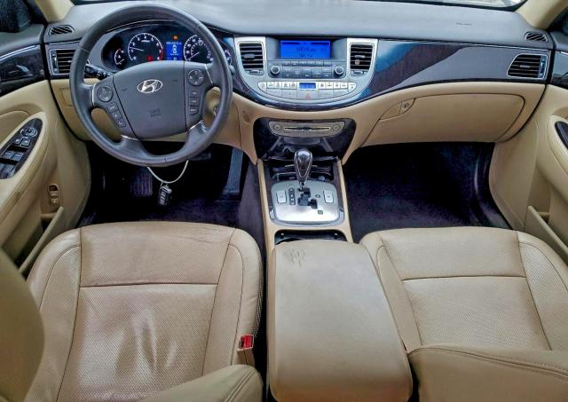 Photo 8 from auction – 2011 HYUNDAI GENESIS 3. with VIN KMHGC4DE8BU141439