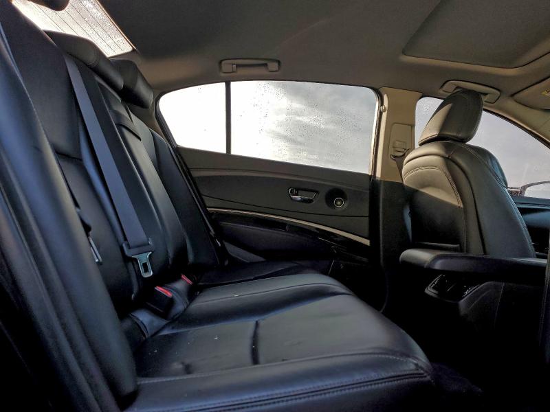 Photo 10 from auction – 2015 ACURA RLX TECH with VIN JH4KC1F51FC000488