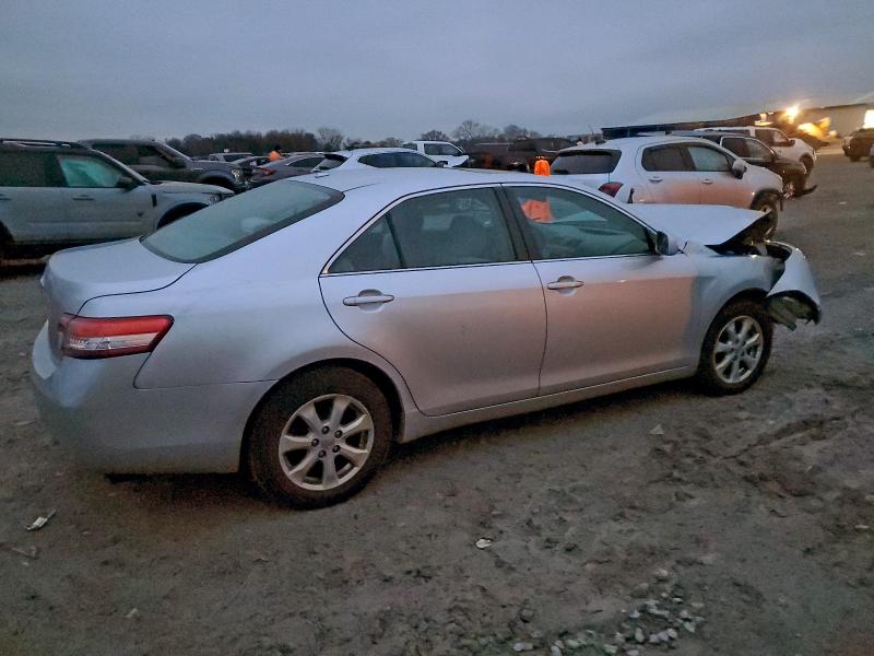 Photo 3 from auction – 2011 TOYOTA CAMRY with VIN 4T1BF3EK4BU181534