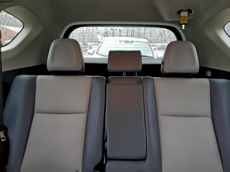 Photo 10 from auction – 2013 TOYOTA RAV4 LIMIT with VIN JTMDFREV9DD025566