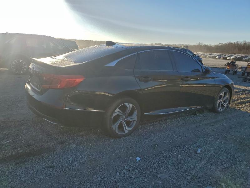 Photo 3 from auction – 2018 HONDA ACCORD EX with VIN 1HGCV1F49JA124148