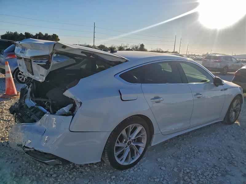 Photo 3 from auction – 2022 AUDI A5 PREMIUM with VIN WAUCBCF54NA026501