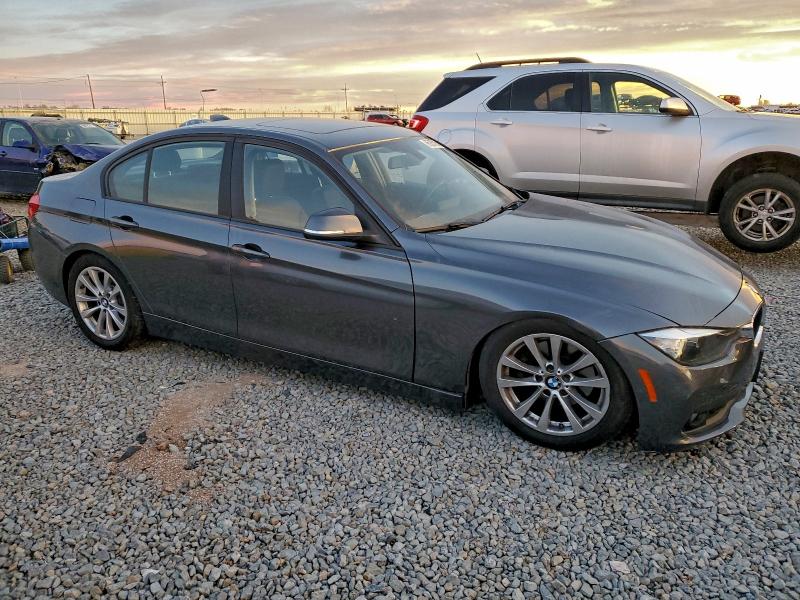 Photo 4 from auction – 2016 BMW 320 XI with VIN WBA8E5G50GNU22122