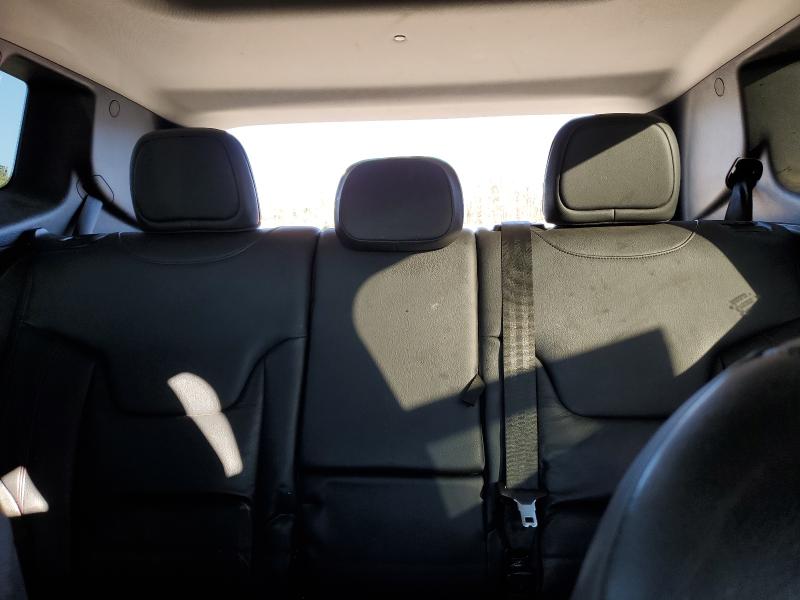 Photo 10 from auction – 2016 JEEP RENEGADE T with VIN ZACCJBCT1GPD78859