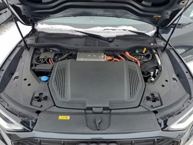 Photo 11 from auction – 2022 AUDI E-TRON PRE with VIN WA1LABGE0NB011125