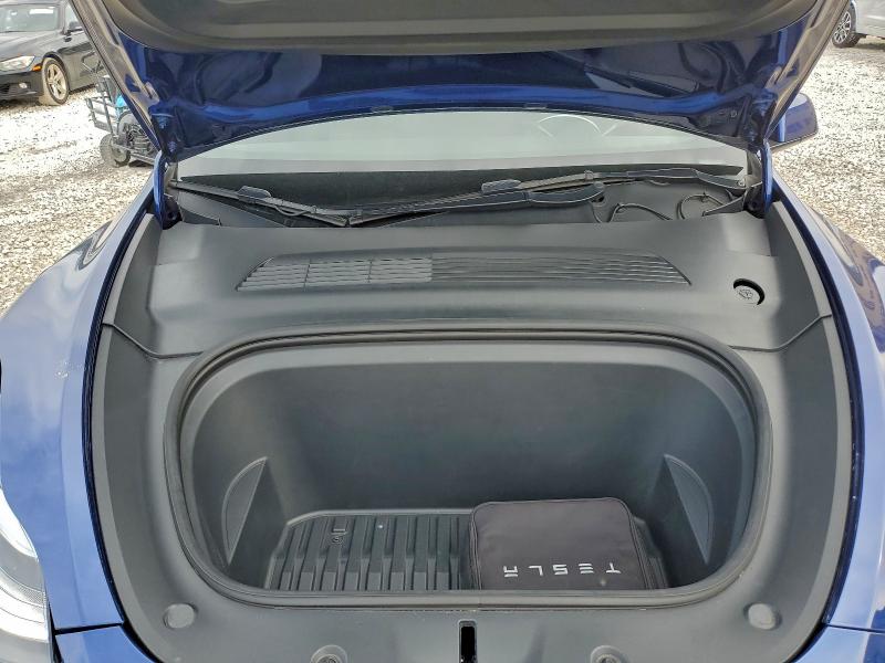 Photo 11 from auction – 2021 TESLA MODEL Y with VIN 5YJYGDEE9MF106691
