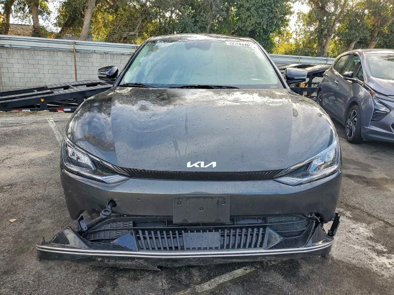 Photo 5 from auction – 2023 KIA EV6 LIGHT with VIN KNDC34LA5P5609887