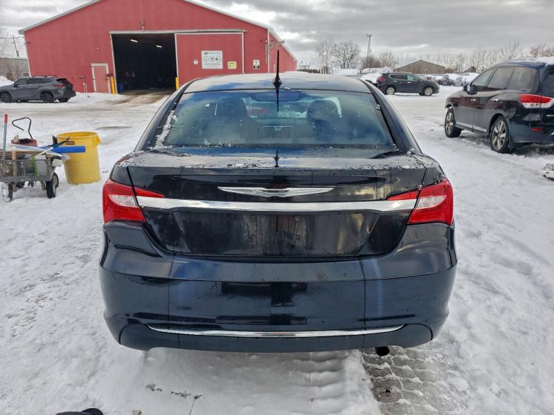 Photo 6 from auction – 2013 CHRYSLER 200 LX with VIN 1C3CCBAB5DN645725