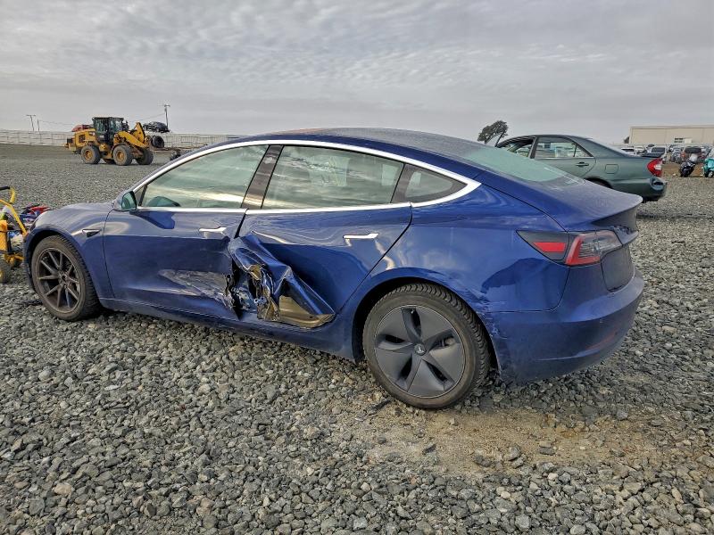 Photo 2 from auction – 2018 TESLA MODEL 3 with VIN 5YJ3E1EB9JF090203
