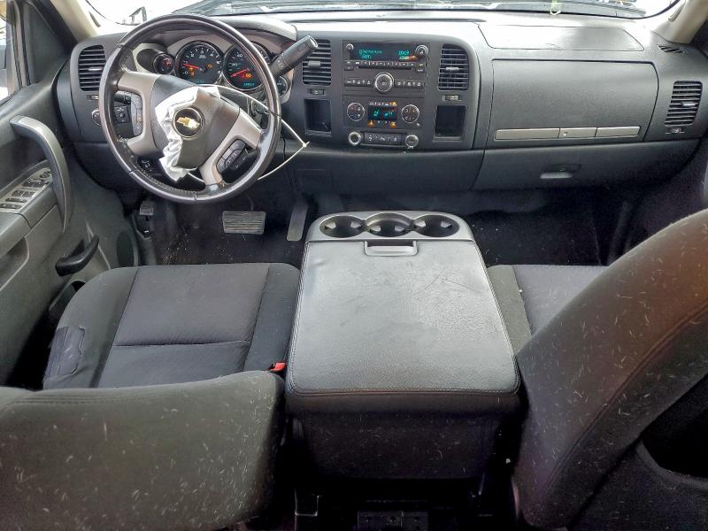 Photo 8 from auction – 2011 CHEVROLET SILVERADO with VIN 1GCRCSE01BZ186102