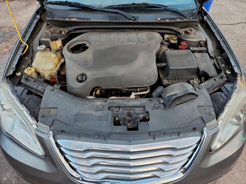 Photo 11 from auction – 2011 CHRYSLER 200 TOURIN with VIN 1C3BC1FG8BN584183