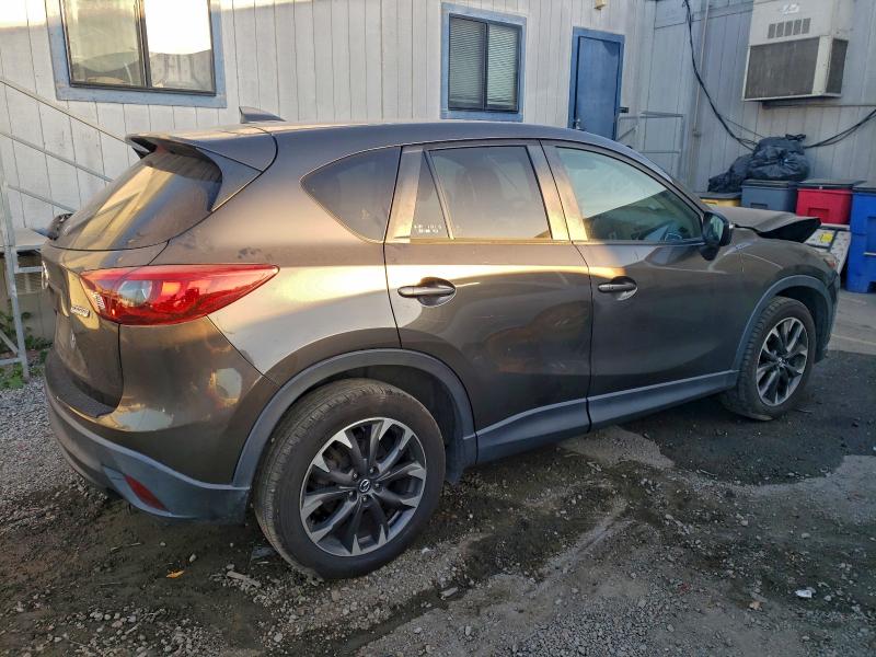Photo 3 from auction – 2016 MAZDA CX-5 GT with VIN JM3KE2DY0G0907550
