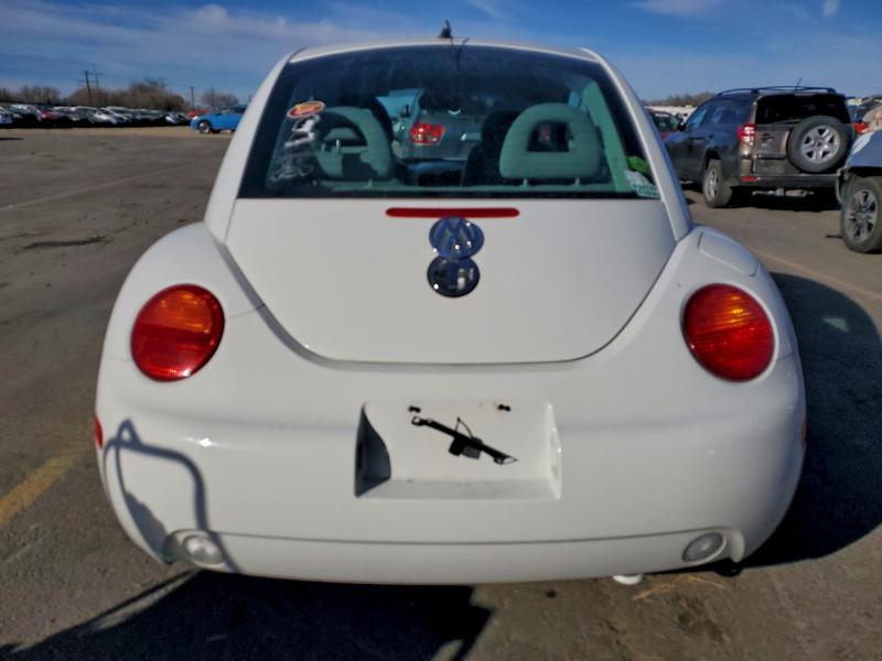 Photo 6 from auction – 2001 VOLKSWAGEN NEW BEETLE with VIN 3VWBB21C61M438265