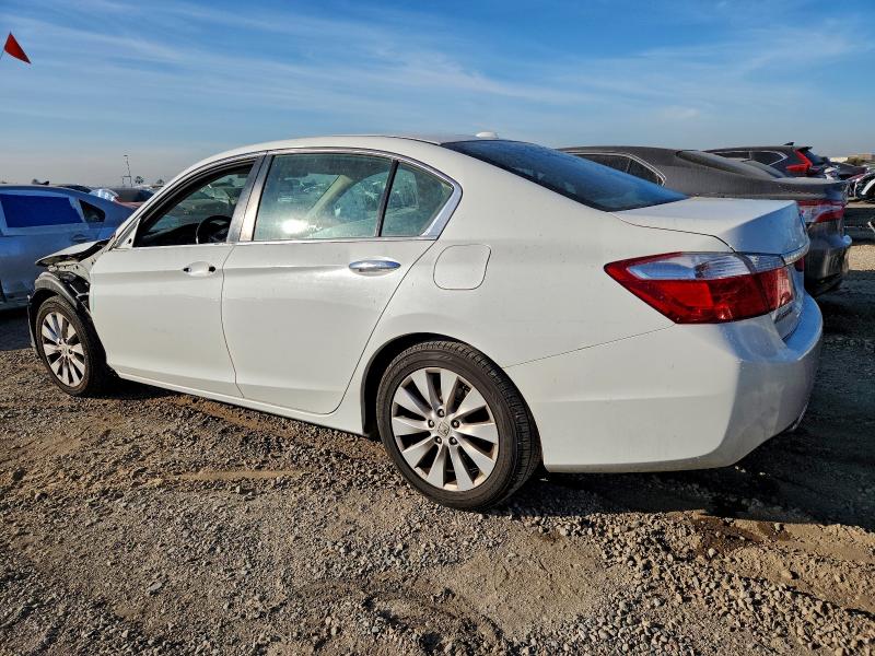 Photo 2 from auction – 2015 HONDA ACCORD EXL with VIN 1HGCR2F89FA104342