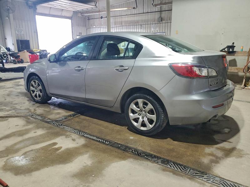 Photo 2 from auction – 2012 MAZDA 3 I with VIN JM1BL1UG0C1533932