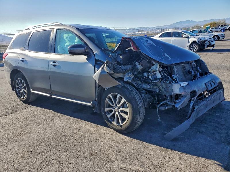 Foto 4 de la subasta – 2015 NISSAN PATHFINDER con VIN 5N1AR2MN7FC714304