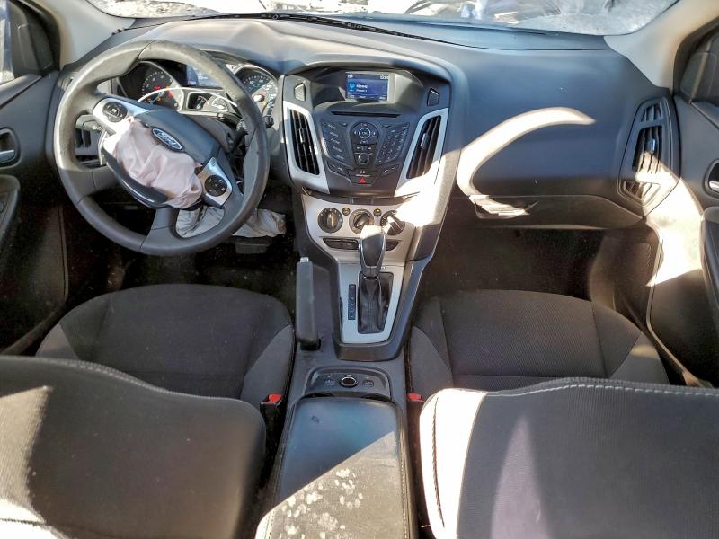 Photo 8 from auction – 2014 FORD FOCUS SE with VIN 1FADP3K27EL450401