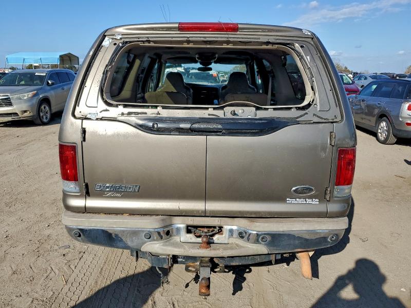Photo 6 from auction – 2002 FORD EXCURSION with VIN 1FMNU42L22EB66255