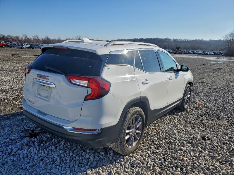 Photo 3 from auction – 2023 GMC TERRAIN SL with VIN 3GKALPEG0PL121915