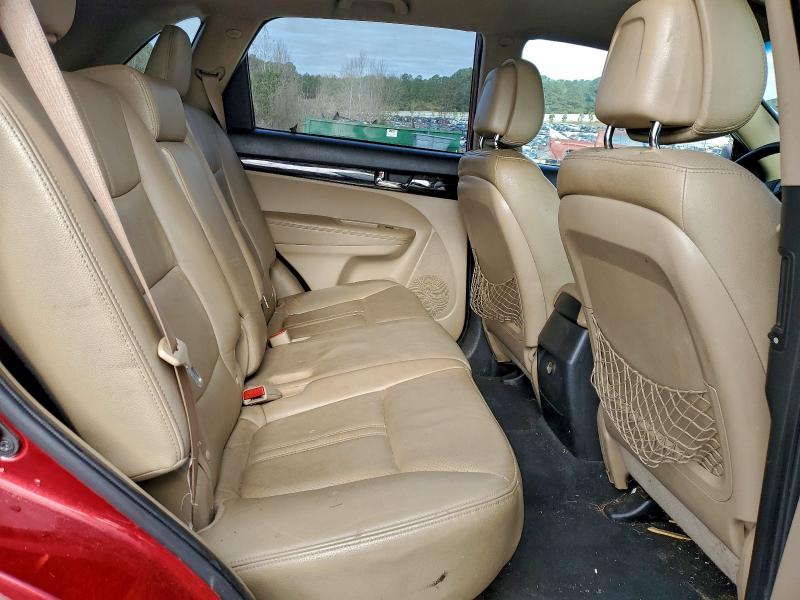 Photo 11 from auction – 2011 KIA SORENTO EX with VIN 5XYKU4A14BG026464