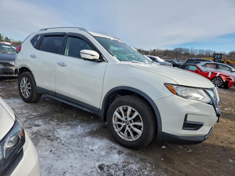 Photo 4 from auction – 2017 NISSAN ROGUE S with VIN KNMAT2MV4HP596360