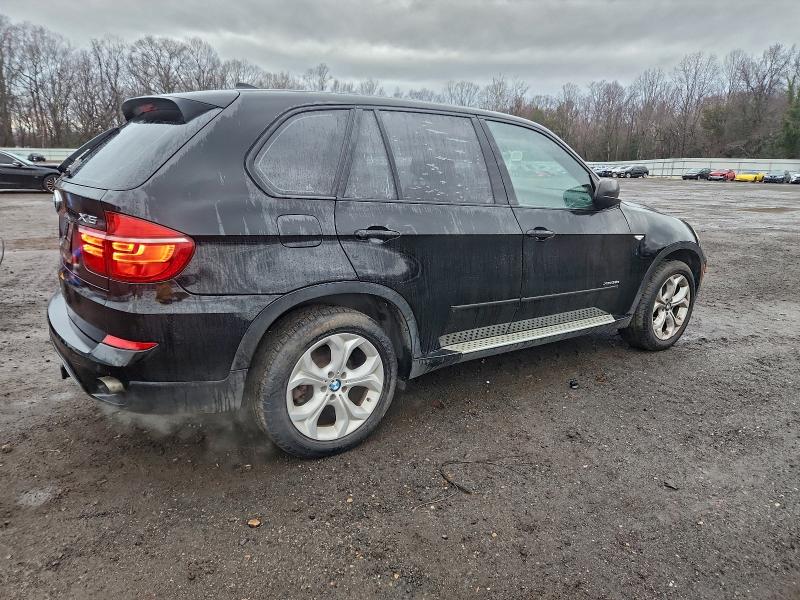 Photo 3 from auction – 2011 BMW X5 XDRIVE3 with VIN 5UXZW0C58BL663118