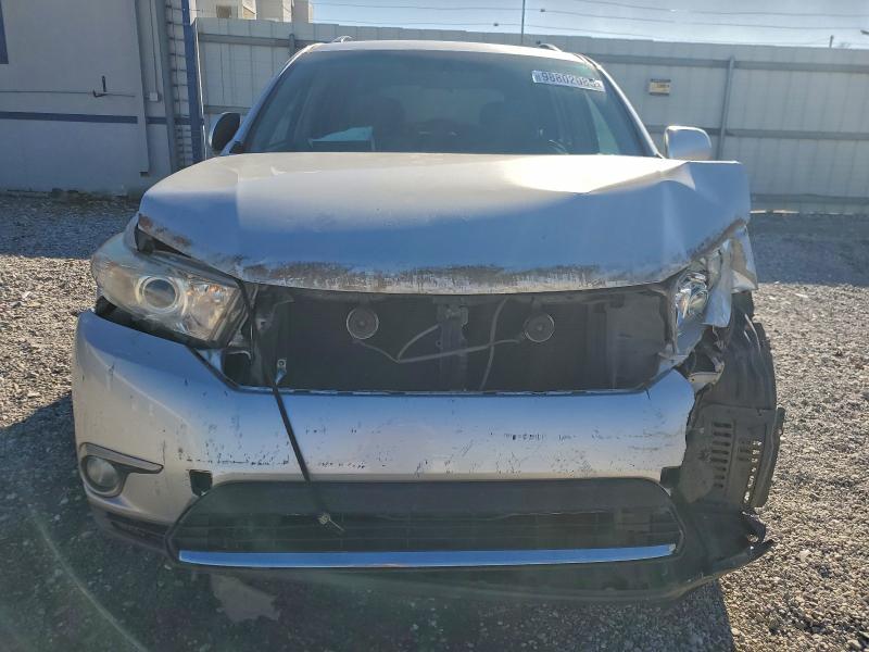 Photo 5 from auction – 2013 TOYOTA HIGHLANDER with VIN 5TDBK3EH8DS243416