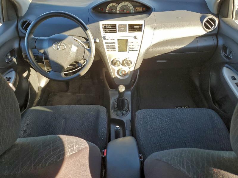 Photo 8 from auction – 2007 TOYOTA YARIS with VIN JTDBT923471025645