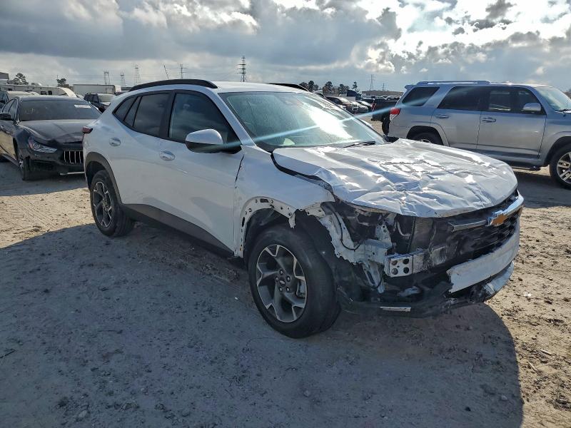 Photo 4 from auction – 2025 CHEVROLET TRAX 1LT with VIN KL77LHEP6SC071504