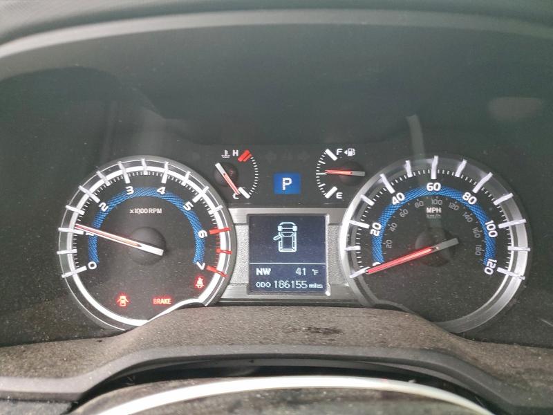 Photo 9 from auction – 2018 TOYOTA 4RUNNER SR with VIN JTEZU5JR0J5181090