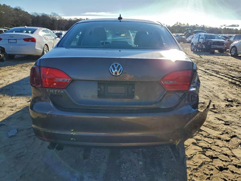 Photo 6 from auction – 2014 VOLKSWAGEN JETTA SE with VIN 3VWD17AJ3EM426863