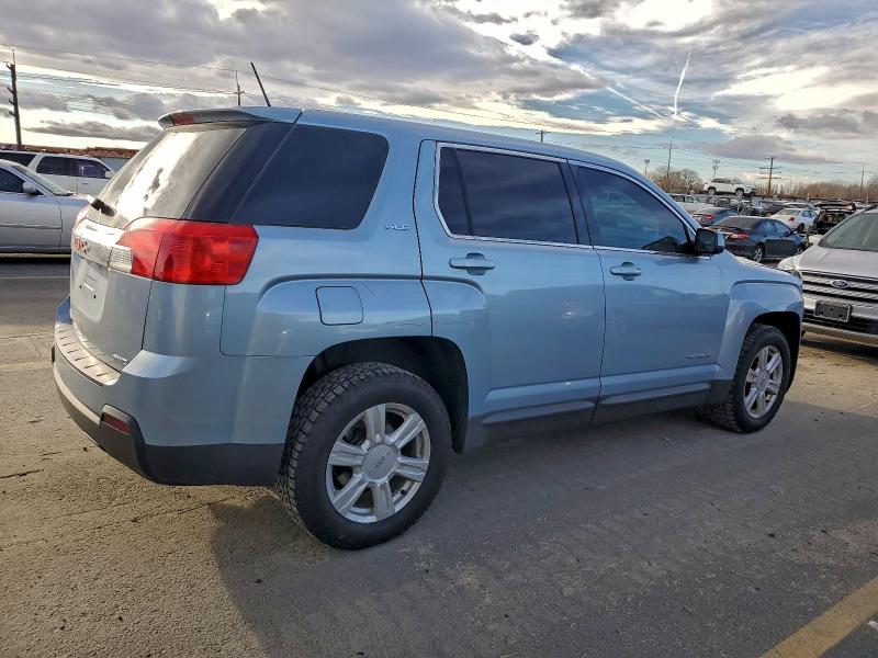 Photo 3 from auction – 2015 GMC TERRAIN with VIN 2GKFLVEK7F6302639
