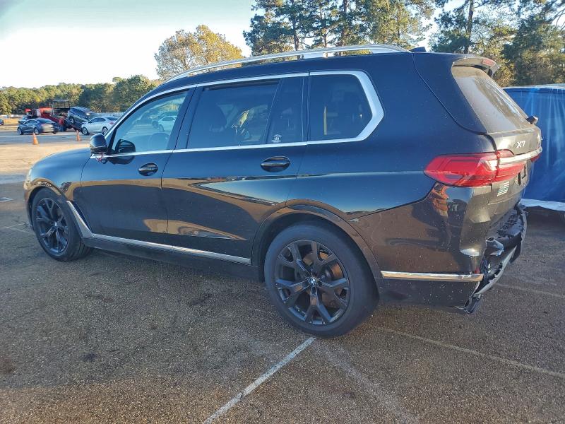 Photo 2 from auction – 2021 BMW X7 with VIN 5UXCW2C05M9F77788