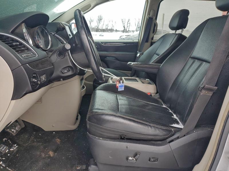 Photo 7 from auction – 2014 CHRYSLER TOWN & COU with VIN 2C4RC1CG6ER169742