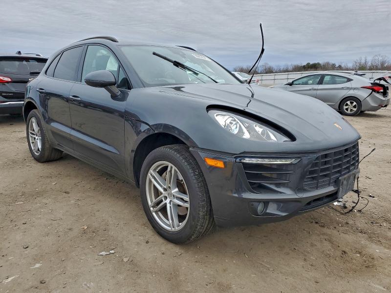 Photo 4 from auction – 2018 PORSCHE MACAN with VIN WP1AA2A51JLB24350