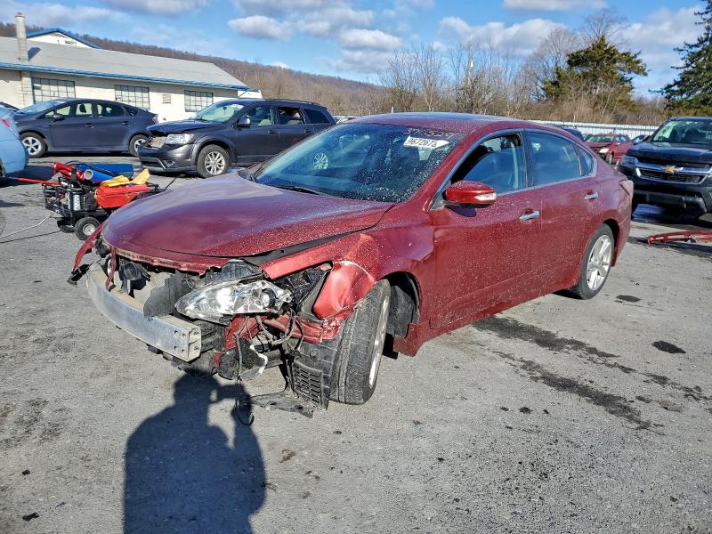 NISSAN ALTIMA 2.5 2015 with VIN 1N4AL3AP0FN376529 - Photo from auction