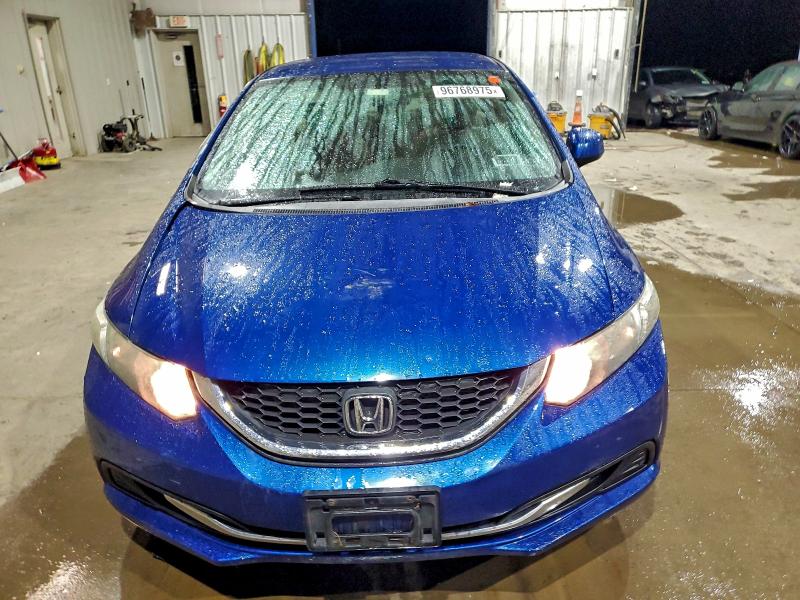 Photo 5 from auction – 2013 HONDA CIVIC LX with VIN 2HGFB2F50DH596572