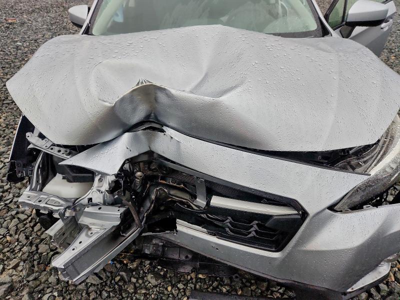 Photo 12 from auction – 2019 SUBARU CROSSTREK with VIN JF2GTAEC5KH356514