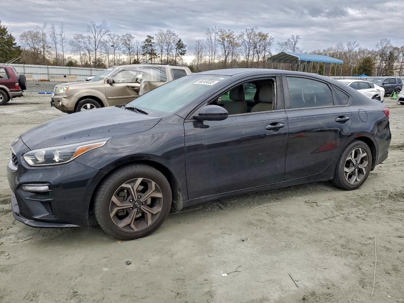 KIA FORTE FE 2019 with VIN 3KPF24AD4KE013485 - Photo from auction