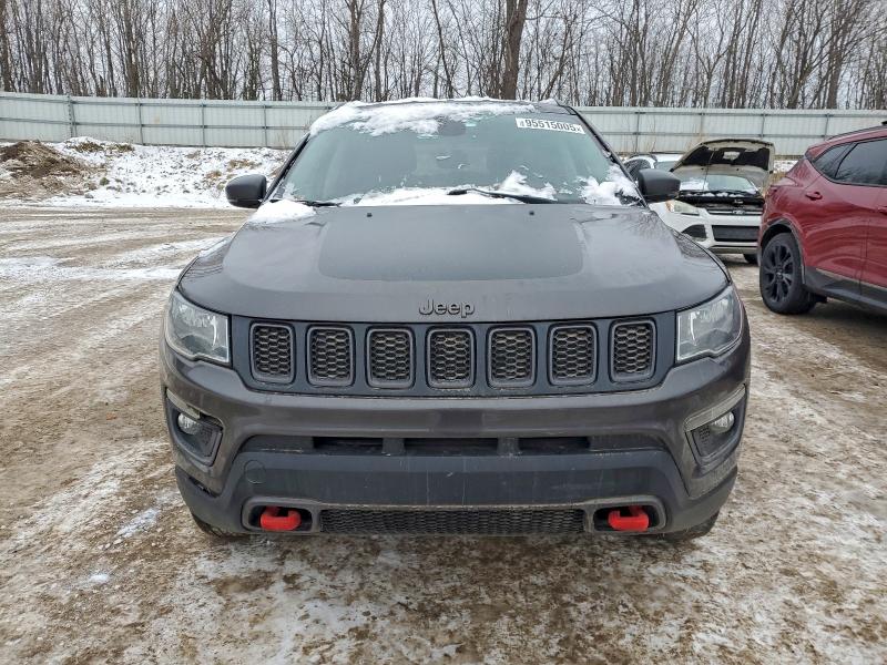 Photo 5 from auction – 2017 JEEP COMPASS TR with VIN 3C4NJDDB6HT624874