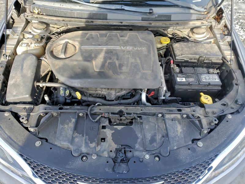Photo 11 from auction – 2015 CHRYSLER 200 LIMITE with VIN 1C3CCCAGXFN739331