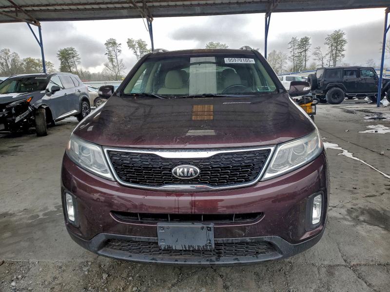 Photo 5 from auction – 2015 KIA SORENTO LX with VIN 5XYKT3A69FG557352