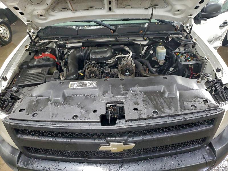 Photo 11 from auction – 2009 CHEVROLET SILVERADO with VIN 1GCEC14X79Z193654