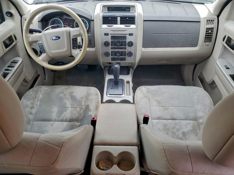 Photo 8 from auction – 2011 FORD ESCAPE with VIN 1FMCU9D70BKC05429
