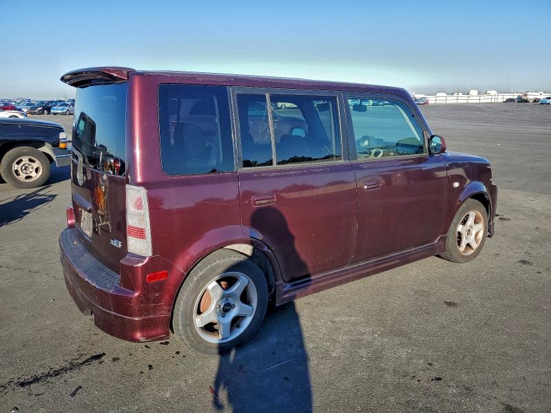 Photo 3 from auction – 2005 SCION XB with VIN JTLKT324X50217066