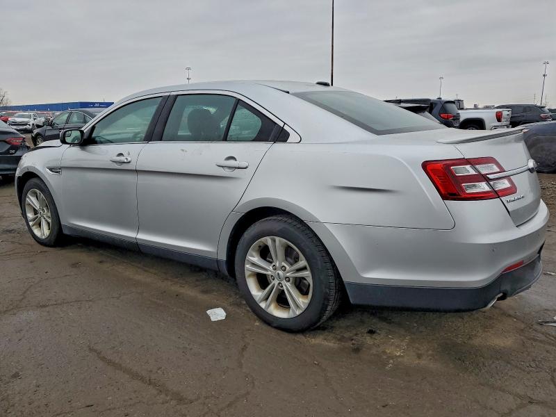 Photo 2 from auction – 2018 FORD TAURUS SEL with VIN 1FAHP2E82JG101001