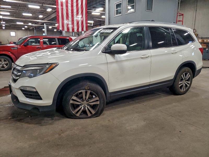 Photo 1 from auction – 2017 HONDA PILOT EXL with VIN 5FNYF6H52HB037715
