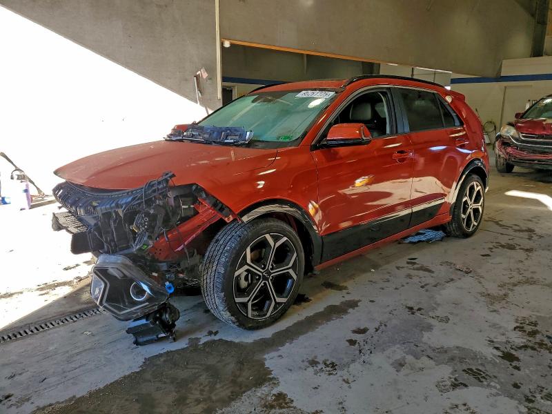 KIA NIRO EX 2023 with VIN KNDCR3LE3P5111165 - Photo from auction