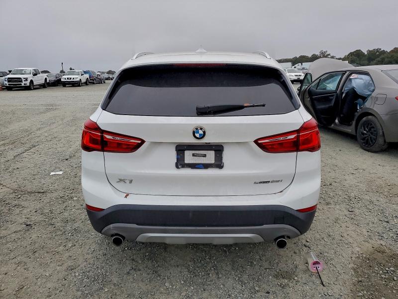 Photo 6 from auction – 2018 BMW X1 with VIN WBXHU7C36J5L08710