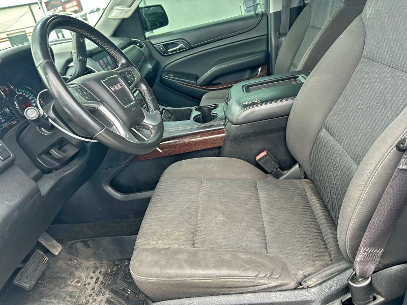 Photo 13 from auction – 2017 GMC YUKON SLE with VIN 1GKS1AKC6HR329624
